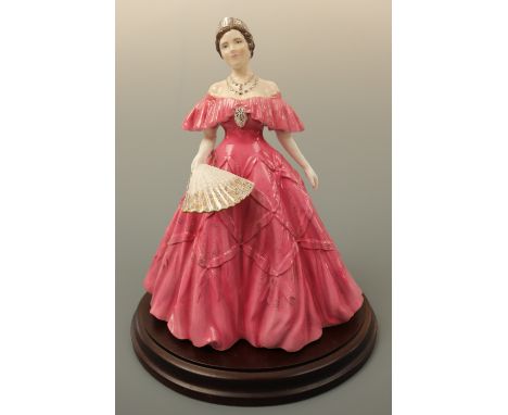 A Royal Worcester figurine, "Queen Elizabeth The Queen Mother" CW 461, limited edition number 360/7500 with certificate, 23 c