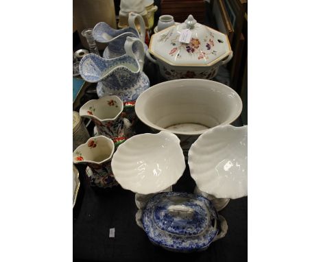 Porcelain to include Wedgwood Devon Rose pattern soup tureen and cover, Vista Alegre salt, Spode Campanula cake plate, The Ro