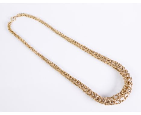 A vintage 9ct yellow gold graduated flexible necklace: Birmingham 1960, of tubular meshed form, with spring ring clasp (42 cm