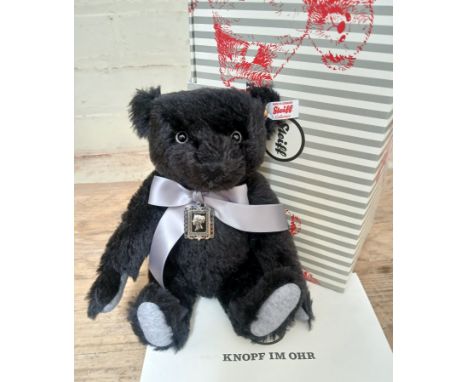 A Steiff limited edition mohair bear, 'Victoria - The Penny Black Bear', no.123/1819, with original box and certificate.