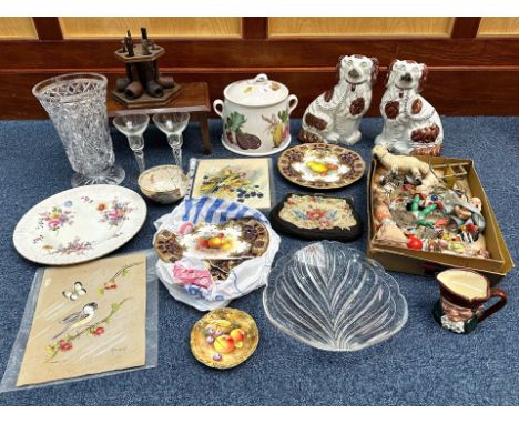 Box of Miscellaneous Items, to include a pair of Staffordshire dogs, a glass vase, two broken fruit painted Worcestershire pl