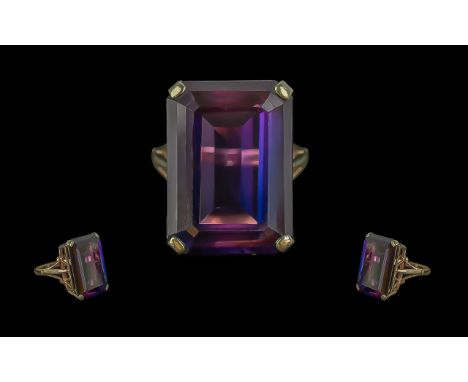 Ladies 9ct Gold Statement Ring, Set with a Large Step-cut Amethyst of Excellent Colour / Clarity. Est Weight of Amethyst 10,0