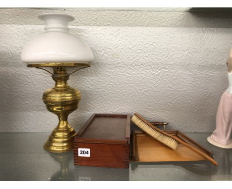 BRASS OIL LAMP AND EDWARDIAN CRUMB TRAY AND BRUSH 