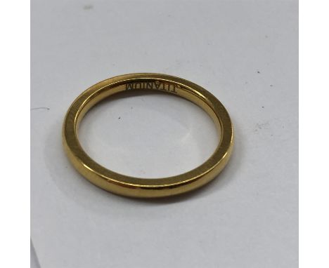 GOLD COLOURED TITANIUM BAND 