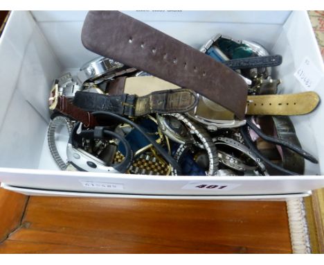 A large quantity of various vintage watches.