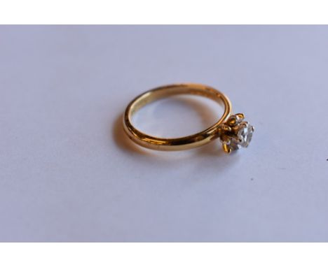 A vintage 18ct yellow gold and diamond solitaire ring hallmarked London 1975, the approx. 0.23ct brilliant cut diamond, H/SI,