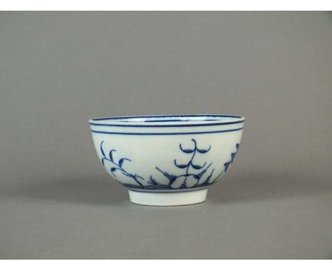 A Caughley blue and white bowl circa 1790 painted in underglaze blue with the 'Blown Seedhead' pattern below an double concen