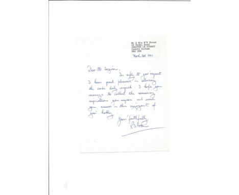 R S Brown 604 Sqn Battle of Britain handwritten letter to BOB historian Ted Sergison regarding signed cards. Good Condition. 