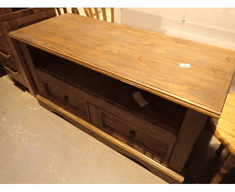 Large pine TV unit with lower shelf and chairs 108x45x55