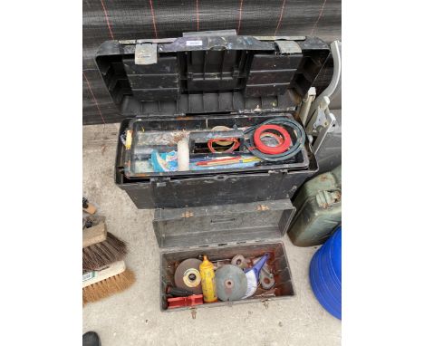 AN ASSORTMENT OF TOOL BOXES TO INCLUDE AN ASSORTMENT OF TOOLS ETC 