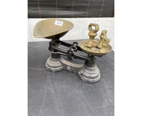 A SET OF VINTAGE SCALES AND BRASS BELL WEIGHTS 