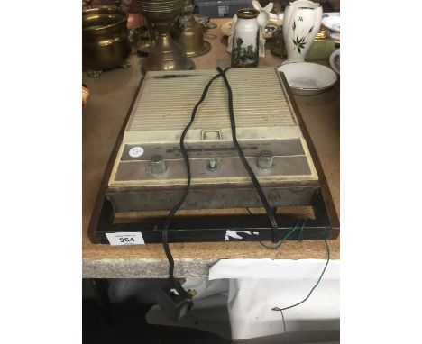 A VINTAGE LEWIS'S RADIO 