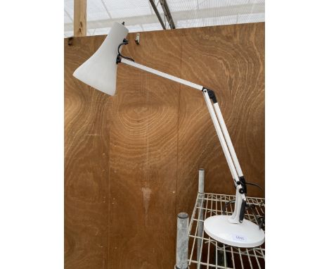 A RETRO WHITE ANGLE POISE LAMP 