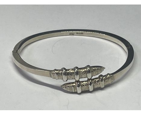 A HALLMARKED SHEFFILED SILVER BANGLE 
