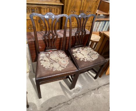 A PAIR OF GILL AND REIGATE, LONDON, STAMPED DINING CHAIRS WITH PIERCED SPLAT BACK AND TAPESTRY SEAT IN THE CHIPPENDALE STYLE 