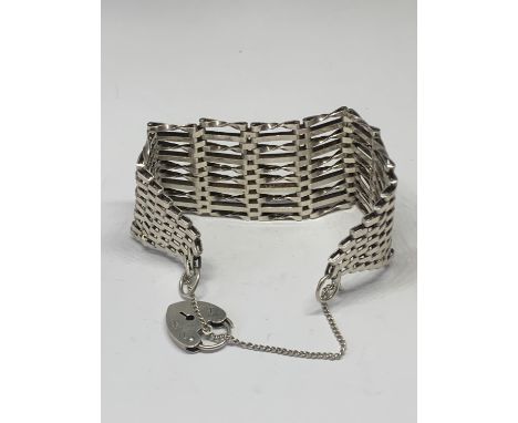 A TEN BAR SILVER GATE BRACELET 