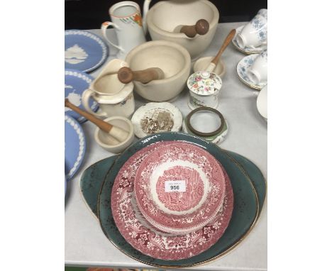 TWO LARGE AND TWO SMALL PESTLE AND MORTARS PLUS VINTAGE JUGS, BOWLS, PLATES, ETC 