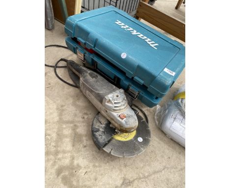 AN ASSORTMENT OF TOOLS TO INCLUDE A MAKITA BATTERY DRILL AND AN ANGLE GRINDER ETC 