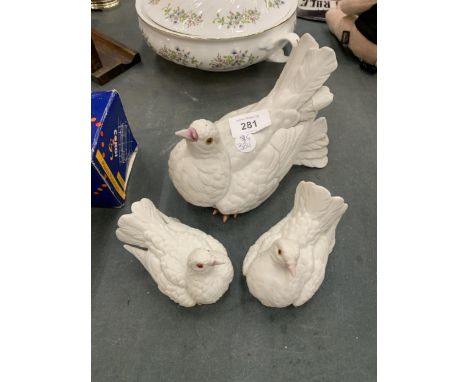 THREE VINTAGE MATTE CERAMIC BIRD FIGURES 
