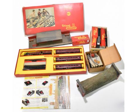 TRI-ANG; a 00 Gauge RS2 electric model railway set, with assorted accessories including scale models, open wagons, power cont