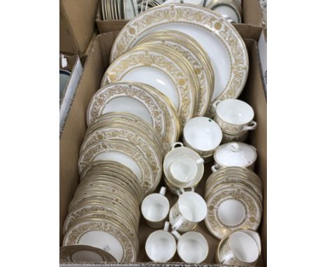 A Royal Worcester "Hyde Park" part dinner and coffee service including dinner plates, serving plate, tea plates, rimmed bowls