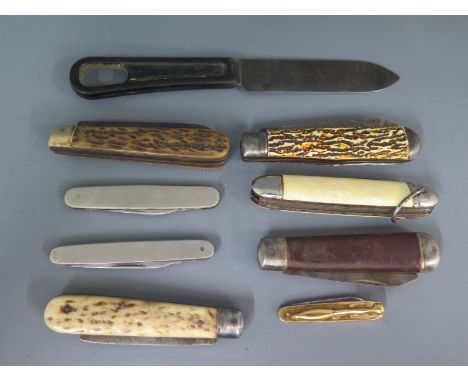 A selection of Sheffield made penknives to include Richards, Ibbersons and real Lambsfoot knives, together with an unusual ti