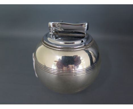 A silver "Witchball" table lighter by Comyns London  1964/65 - Height 7 cm, weighted lighter - not working 