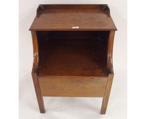 A Georgian mahogany single drawer bedside commode chest on square chamfered supports Condition Report:Available upon request