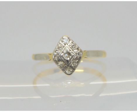 An 18ct gold vintage diamond ring, set with estimated approx 0.15cts of eight cut diamonds, size M, weight 1.7gms Condition R