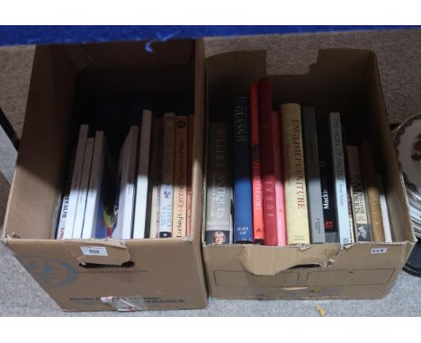 Assorted art and antique books including Turkish Ceramics , History of Glass, Hummel, Arts and Crafts, English Furniture, Cel