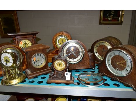 EIGHT WOODEN CASED VINTAGE MANTEL CLOCKS, to include Westminster chiming examples, most will require some attention to the mo