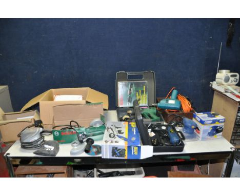 A BOSCH PHG 520 HEAT GUN and PWS600 ANGLE GRINDER, a Powercraft 1/4 sheet sander and PKW160 Combi tool, a Performance detail 
