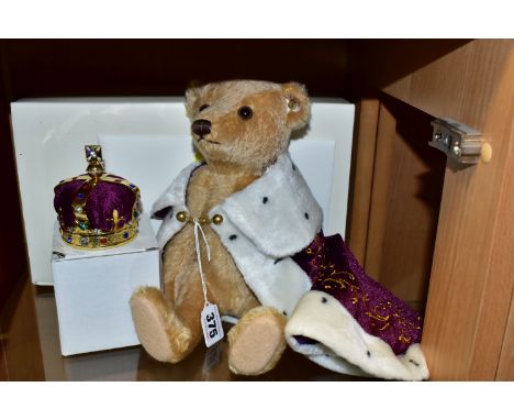 A BOXED LIMITED EDITION STEIFF QUEEN ELIZABETH II CORONATION TEDDY BEAR, blonde growling bear, 664359, Number 330/1953, heigh