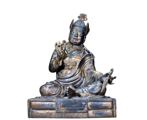 Qing Dynasty style bronze gilt Buddha statue, rubbing gold Buddha statue.Fine workmanship, thick patina, sophisticated skin, 