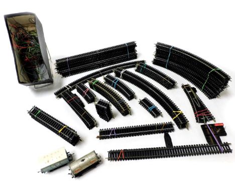 Various OO gauge track, small quantity of rolling stock, Esso tanker 7cm wide, etc. (a quantity) 