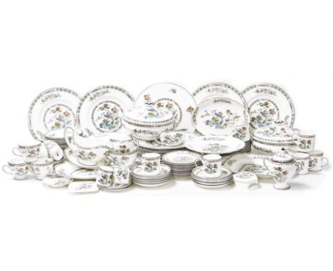 A comprehensive Wedgwood Kutani Crane part dinner service, to include bread plate, 28cm diameter, lidded preserve jar, furthe