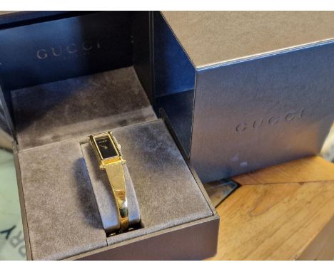 Boxed Gucci 1500L Ladies Cocktail Watch