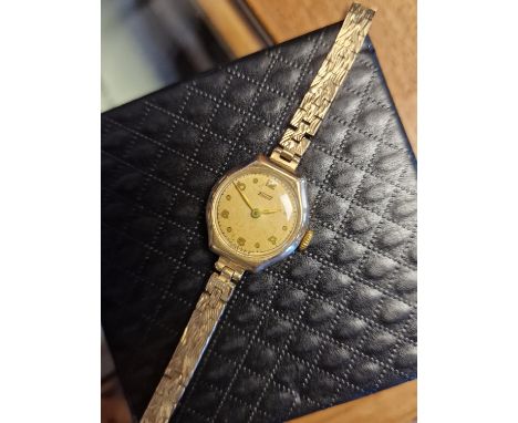 9ct Gold Tissot Ladies Cocktail Watch - 15.8g