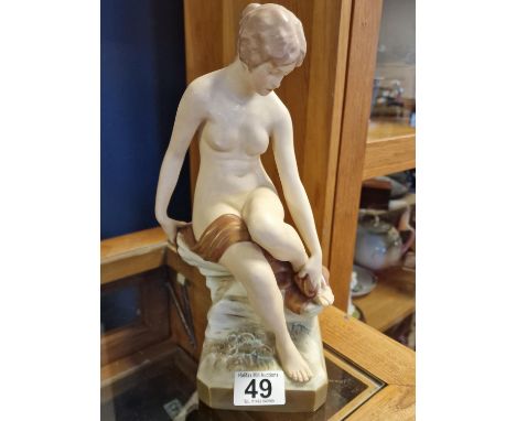 Lovely Royal Dux Porcelain Bathing Lady Figure '2942' - 30cm high