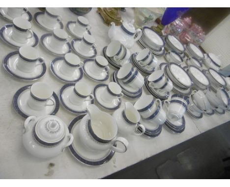 ROYAL DOULTON SHERBROOKE DINNER/ TEA SET
