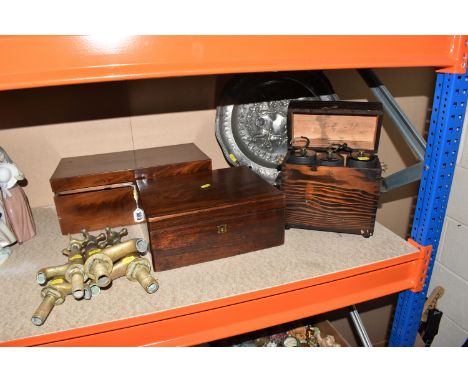 A GROUP OF MISCELLANEOUS ITEMS, included two pairs of brass cross faucet handle taps with ceramic inlay on the top with 'HOT'