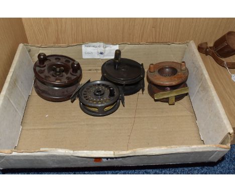 A BOX OF FOUR VINTAGE FISHING REELS, comprising a Bakelite Modernite Pixie reel, a painted metal reel by Horton of Glasgow, d