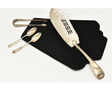 FOUR ITEMS OF GEORGIAN SILVER WARE, to include a fiddle pattern fish server, with engraved initials to the handle, hallmarked