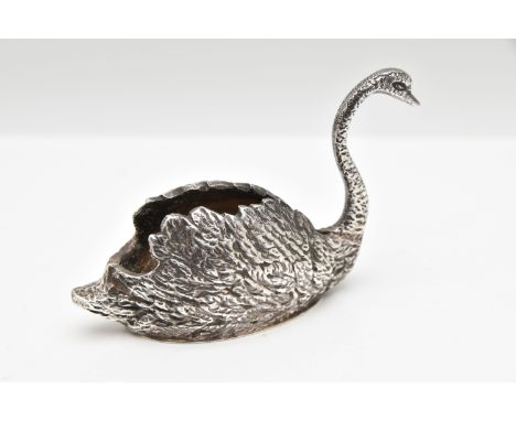 A SILVER SWAN, realistically textured swan figure, hallmarked 'J B Chatterley &amp; Sons Ltd' Birmingham 1978, approximate gr