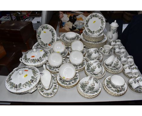 ONE HUNDRED AND SEVENTEEN PIECE ROYAL WORCESTER DINNERWARE 'LAVINIA', pattern no. Z2821, comprising two covered, footed turee