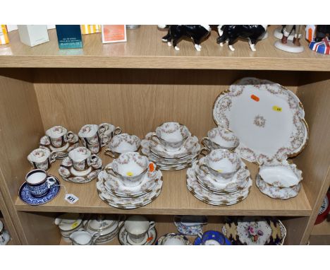 A QUANTITY OF TEA WARES, to include a twenty six piece Theodore Haviland, Limoges for Harrod's Ltd part tea set: cake plate (