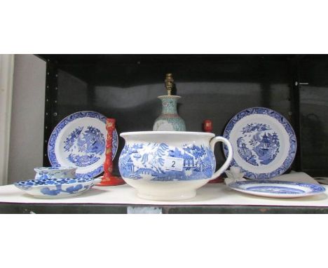 A mixed lot of oriental style ware including Royal Worcester, Wedgwood, table lamp etc.,