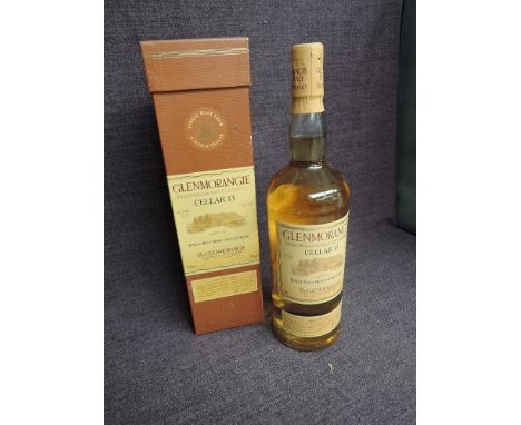 GLENMORANGIE 10 years old Bot.Late 90's early 2000 70cl 40% OB - - Products  - Whisky Antique, Whisky & Spirits