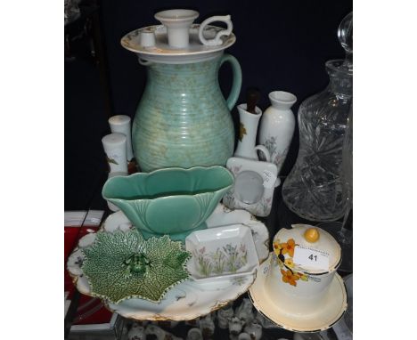 A PAIR OF ROYAL WORCESTER CONDIMENTS  and a quantity of ceramics