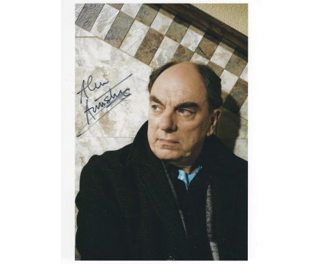 Actor, Alun Armstrong signed 10x8 colour photograph. Armstrong is an English actor. He grew up in County Durham in North East